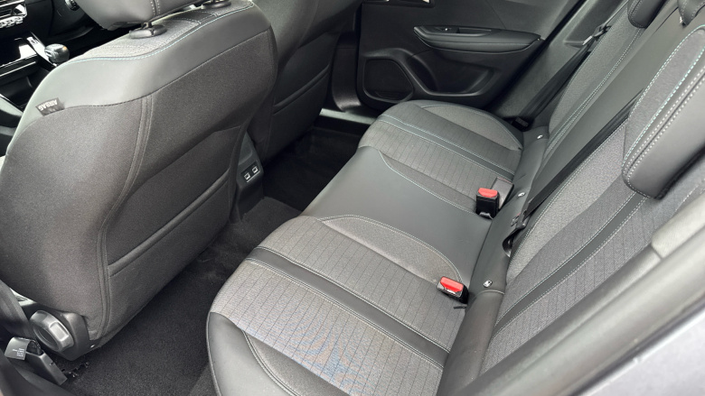 Peugeot 2008 1.2 PureTech 130 Allure Premium+ 5dr Petrol Estate